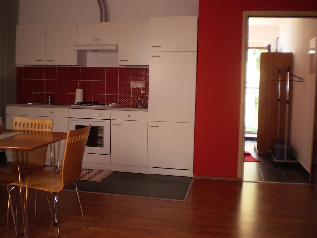 Apartments Petar Pan Krapinske Toplice Quarto foto