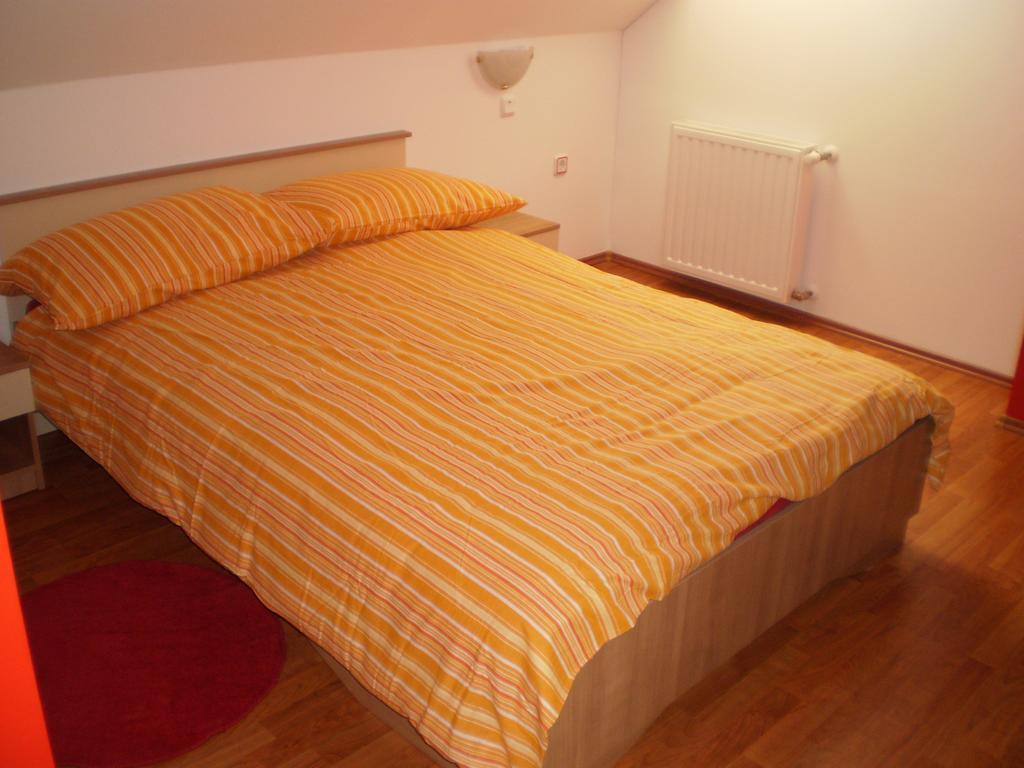Apartments Petar Pan Krapinske Toplice Quarto foto